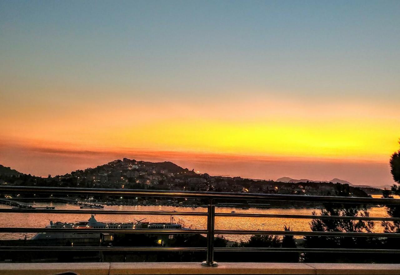 Beautiful 2 Bedroom 2 Bathroom Sea View, Free Parking Dubrovnik Exterior foto